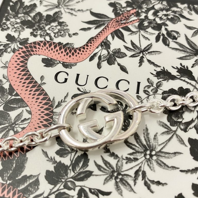 GUCCI ネックレス