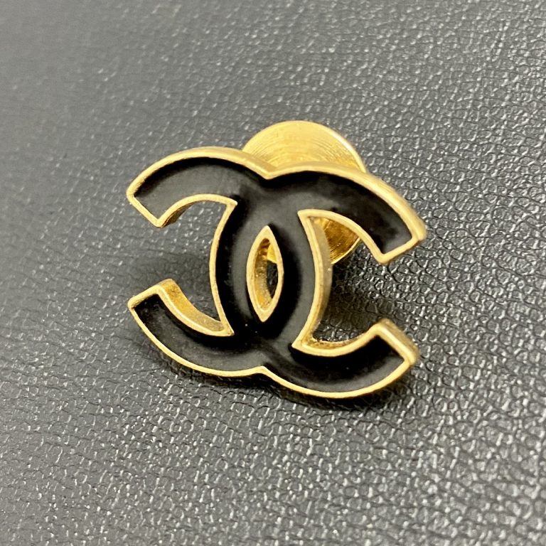 CHANEL ピン